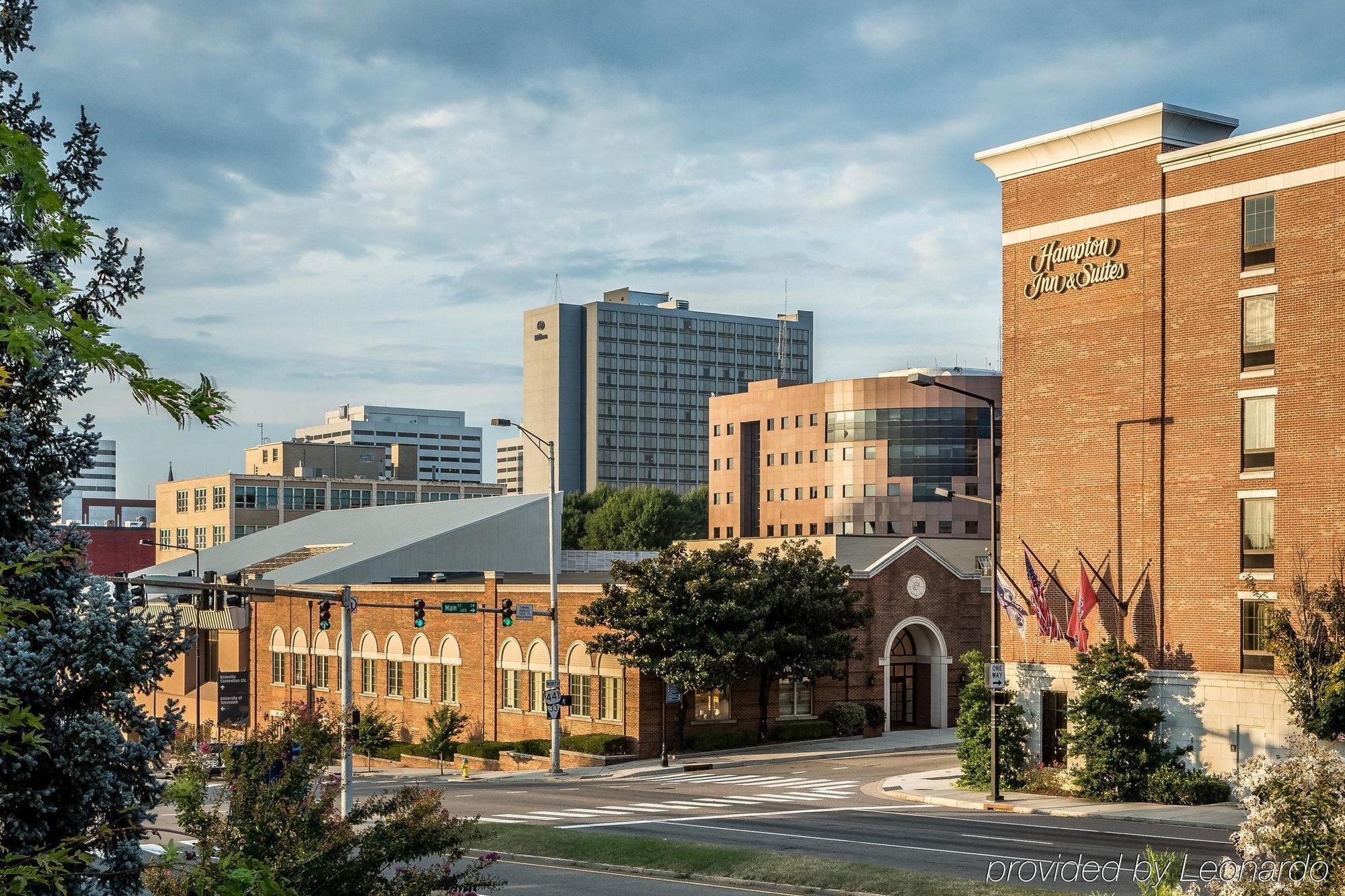 Hampton Inn & Suites Knoxville-Downtown Экстерьер фото