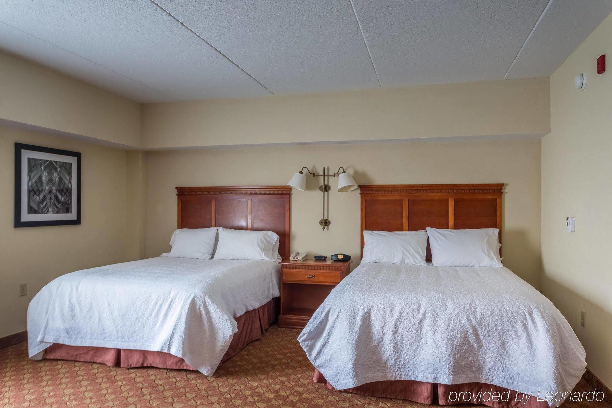 Hampton Inn & Suites Knoxville-Downtown Экстерьер фото