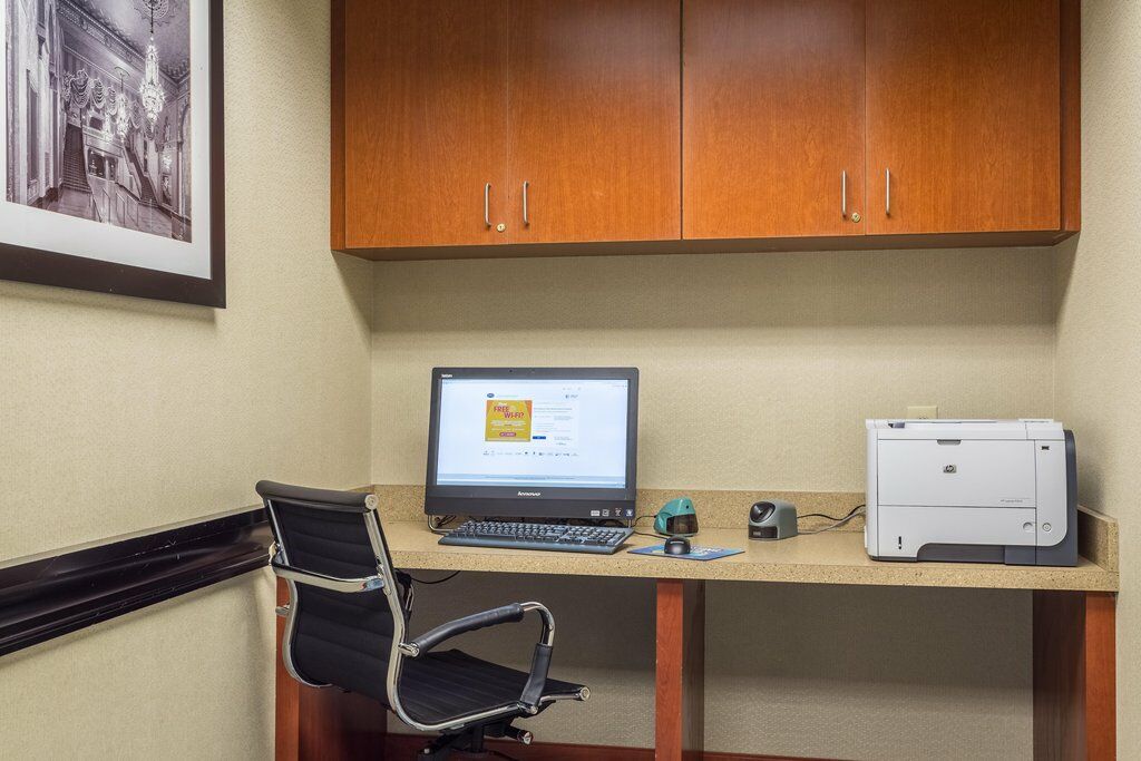 Hampton Inn & Suites Knoxville-Downtown Экстерьер фото