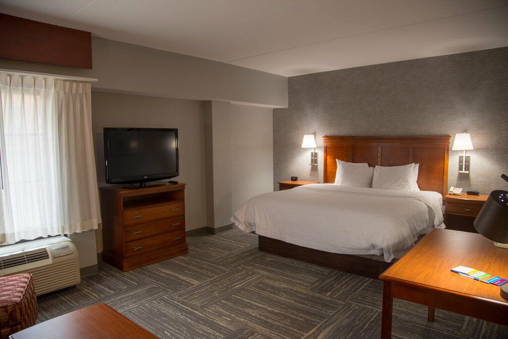Hampton Inn & Suites Knoxville-Downtown Экстерьер фото