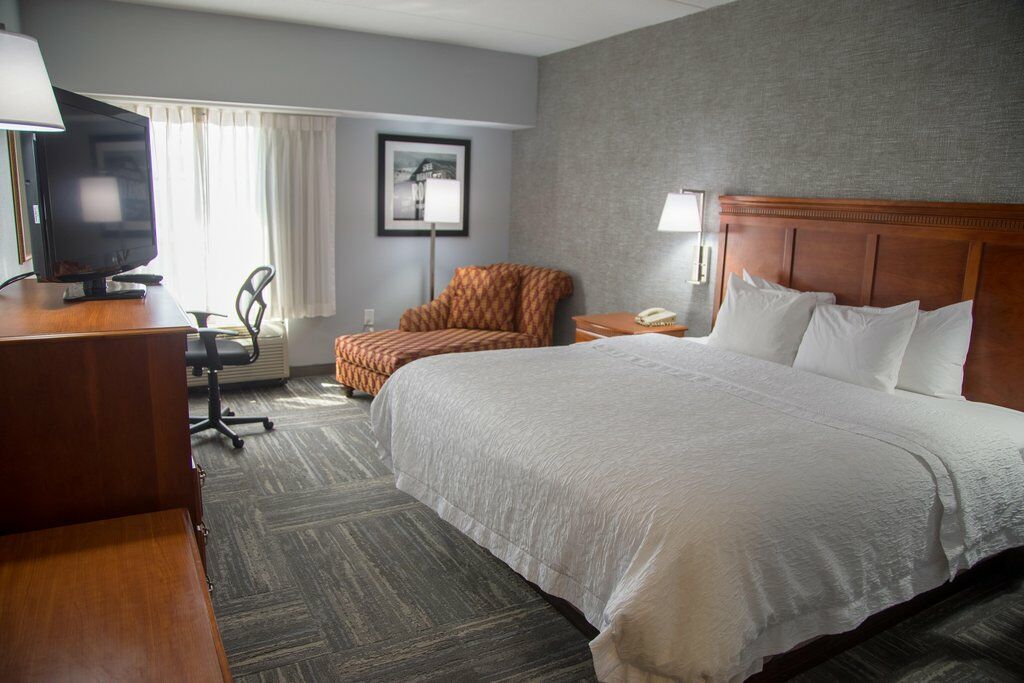 Hampton Inn & Suites Knoxville-Downtown Экстерьер фото
