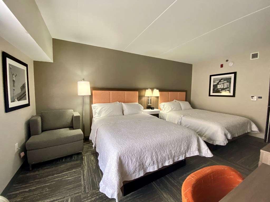 Hampton Inn & Suites Knoxville-Downtown Номер фото